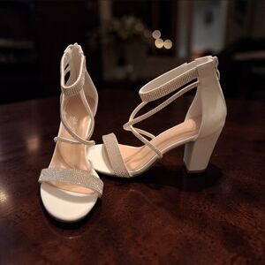 TOP Moda White Strappy Block Heel Sandals with Rhinestone Accents